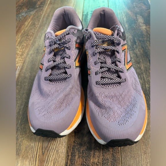 NEW BALANCE Running Shoes - Picture 2 of 10